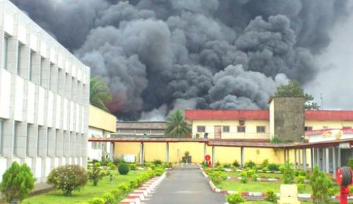 Incendie à Yopougon: la parfumerie Gandour part en fumée