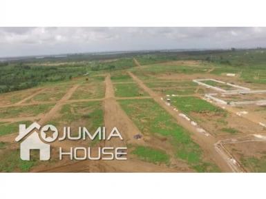 Abidjan immobilier | Terrain à vendre dans la zone de Cocody centre à 20 000 000 FCFA  | Abidjan-Immobilier.net