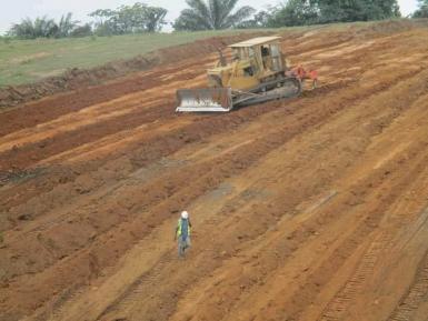 Abidjan immobilier | Terrain à vendre dans la zone de Cocody centre à 15 000 000 FCFA  | Abidjan-Immobilier.net