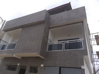Abidjan immobilier | Maison / Villa à vendre dans la zone de Cocody centre à 130 000 000 FCFA  | Abidjan-Immobilier.net
