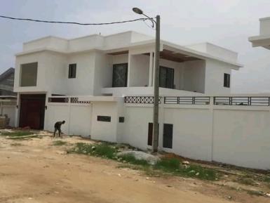 Abidjan immobilier | Maison / Villa à vendre dans la zone de Cocody centre à 180 000 000 FCFA  | Abidjan-Immobilier.net