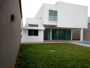 Abidjan immobilier | Maison / Villa à vendre dans la zone de Cocody-Riviera à 825 000 000 FCFA  | Abidjan-Immobilier.net