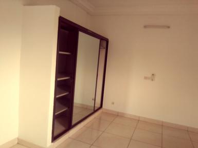 Abidjan immobilier | Appartement à louer dans la zone de Cocody centre à 900 000 FCFA  | Abidjan-Immobilier.net