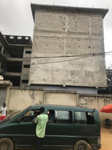 Abidjan immobilier | Immeuble à vendre dans la zone de Yopougon à 250 000 000 FCFA  | Abidjan-Immobilier.net