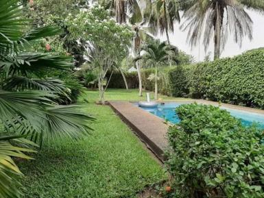 Abidjan immobilier | Maison / Villa à vendre dans la zone de Cocody-2 Plateaux à 400 000 000 FCFA  | Abidjan-Immobilier.net