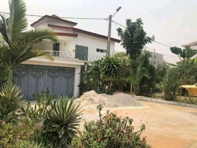 Abidjan immobilier | Maison / Villa à vendre dans la zone de Cocody-Riviera à 420 000 000 FCFA  | Abidjan-Immobilier.net